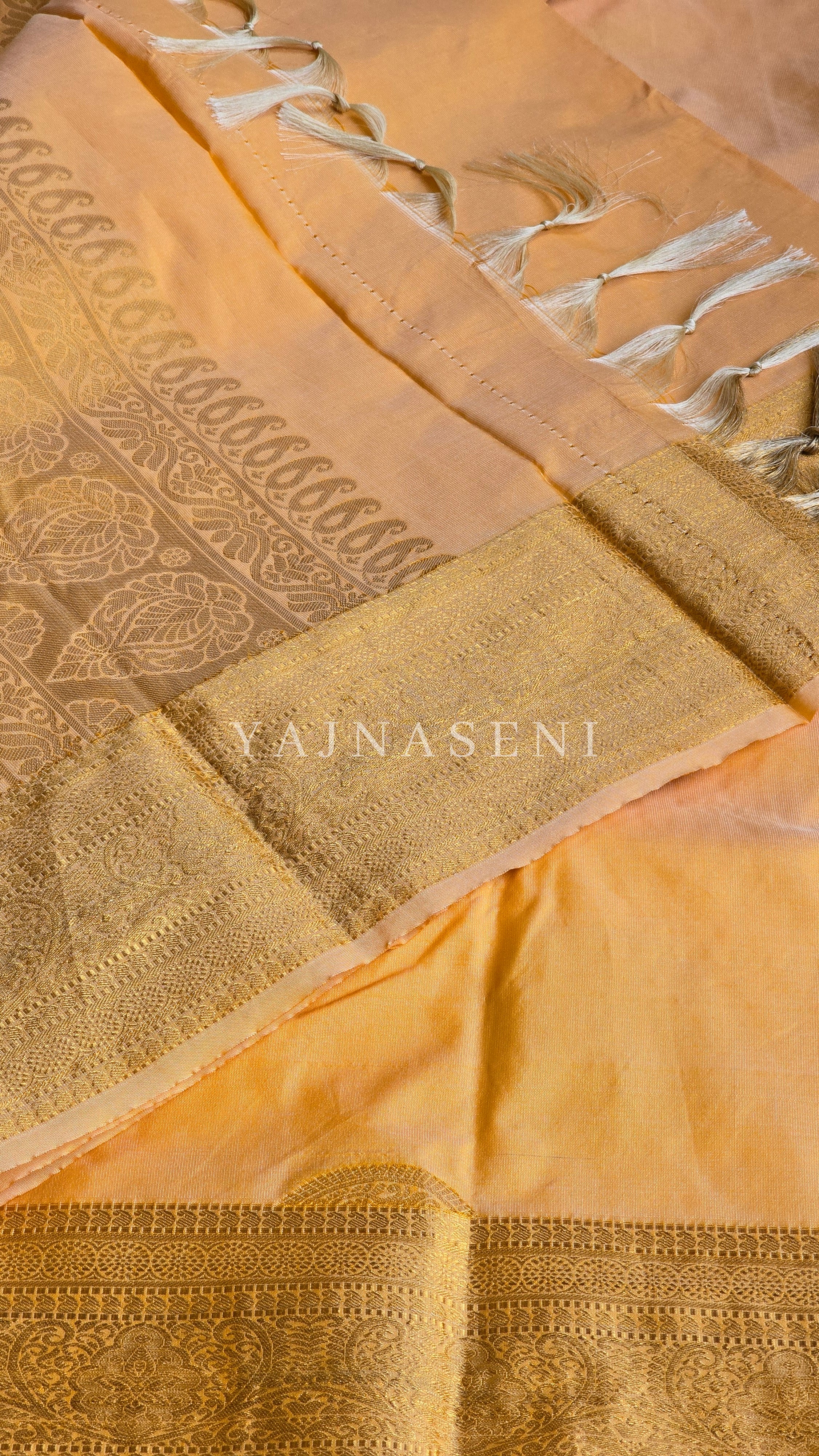 Semi Soft Silk Gold Zari Saree - Apricot