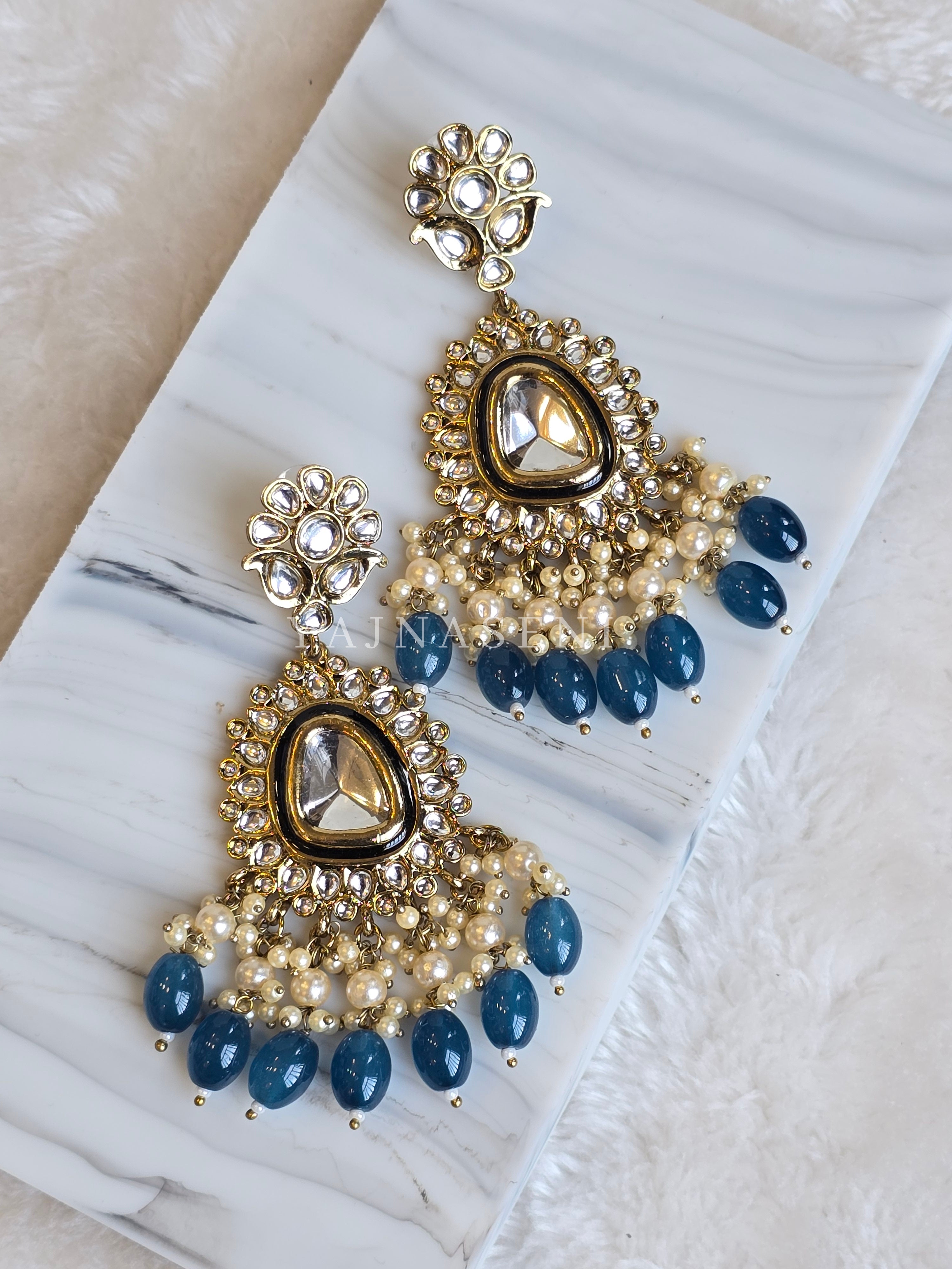 ASHVI earrings (Dark Blue)