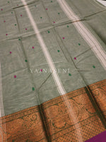 Load image into Gallery viewer, Kanchipuram Pure Cotton x Copper zari saree - Pista
