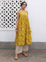 Load image into Gallery viewer, SAVI [S / 36] - Flared kurti set
